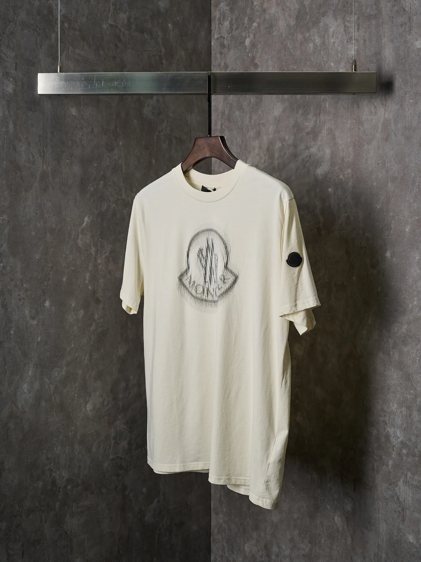 MONCLER/ LOGO T 【In Stock】S M L XL Authentic 4286 ，100% 180 ，1*1 260 ， ， ， 1：1 ， 1：1